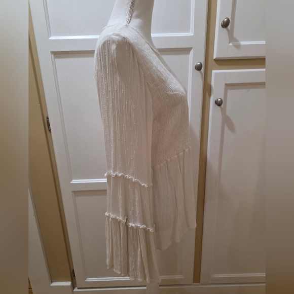 American Eagle Elegant Cream Peplum Bottom Women's Top - Picture 8 of 14